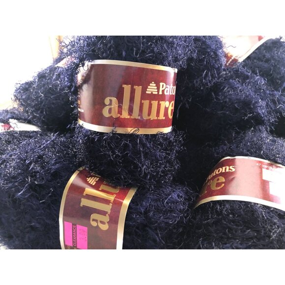 LOT OF 10 SKEINS: Patons Allure 47 yards Color Sapphire - Picture 4 of 4